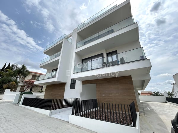 Apartment in Ayios Vasilios - view 1