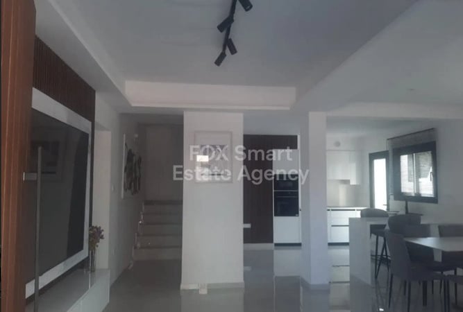 House in Anavargos - view 1