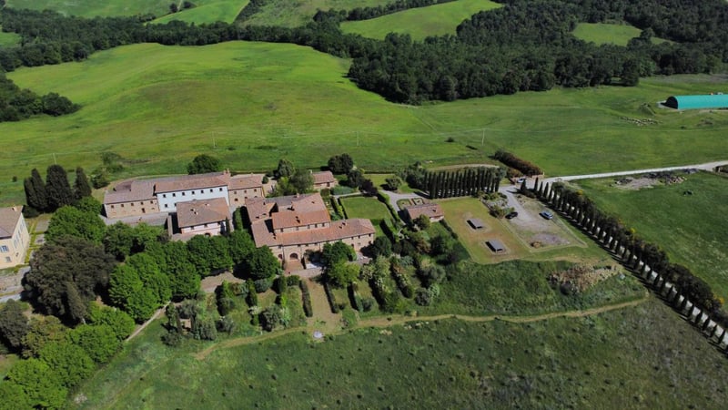 House in Volterra - view 1