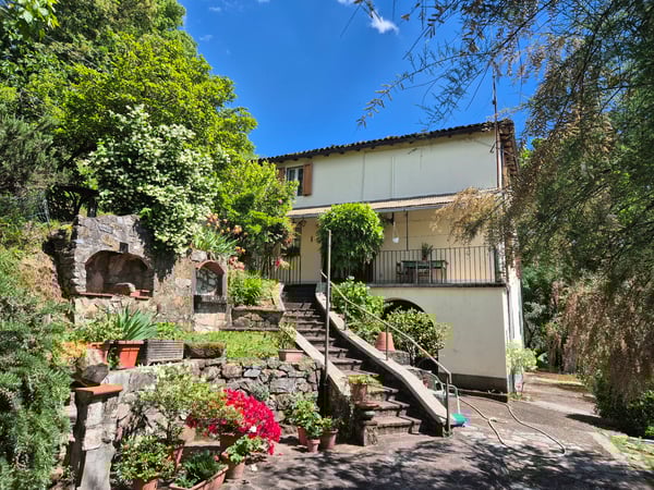 House in Fosciandora - view 1