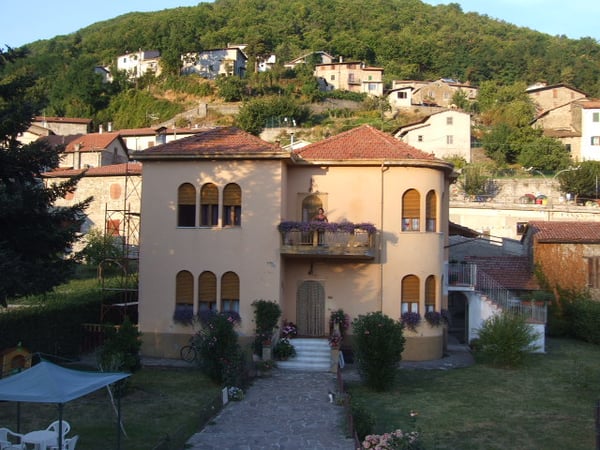 House in Cascine Sillano - view 1