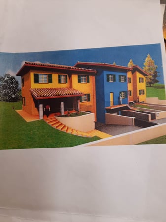 House in Molazzana - view 1