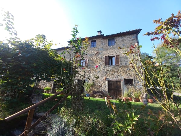 House in Bagni di Lucca - view 1