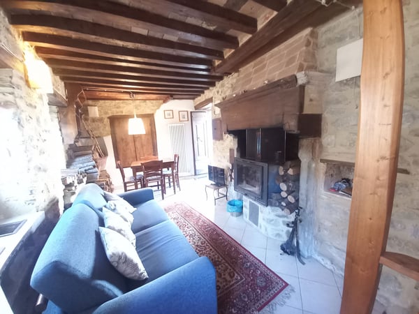 House in Castiglione di Garfagnana - view 1