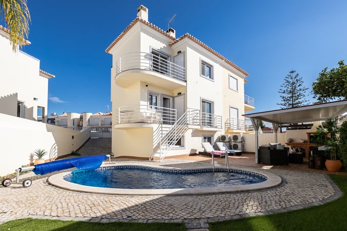 House in Vila Real de Santo Antonio - view 1