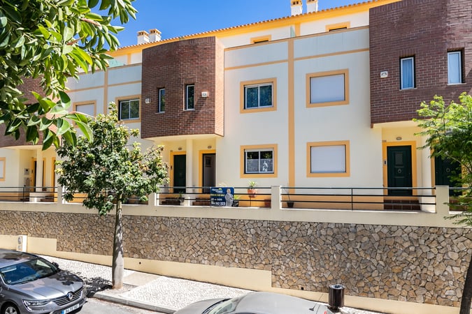 House in Conceicao - view 1