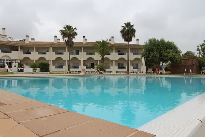 Apartment in Moncarapacho - view 1