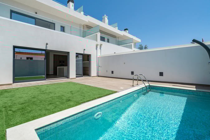 House in Santa Luzia - view 1