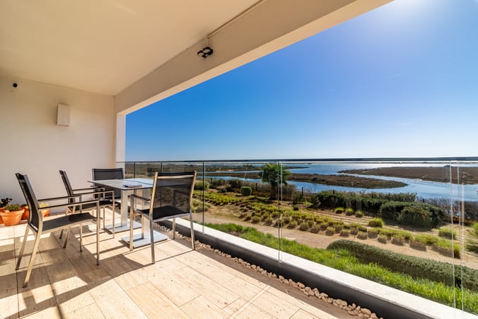 Apartment in Fuzeta - view 1