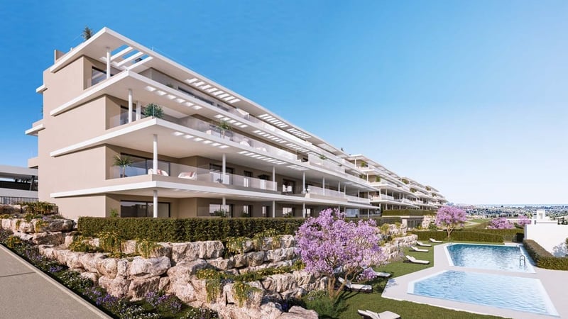 House in Estepona - view 1