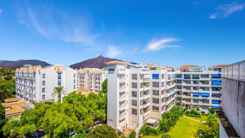 House in Puerto Banus - view 1