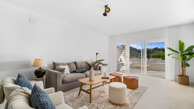 House in Benahavis - view 1