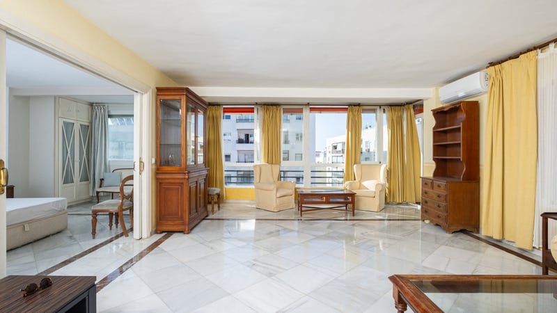 House in Marbella - view 1