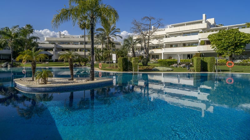 House in Nueva Andalucia - view 1