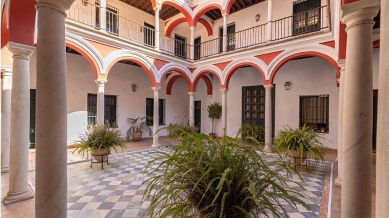 House in Seville - view 1