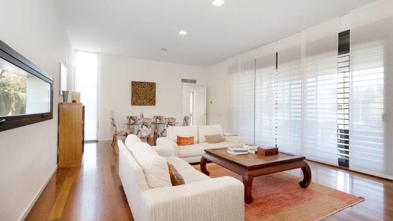 House in Sanlucar la Mayor - view 1