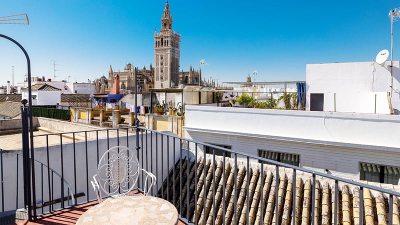 House in Seville - view 1