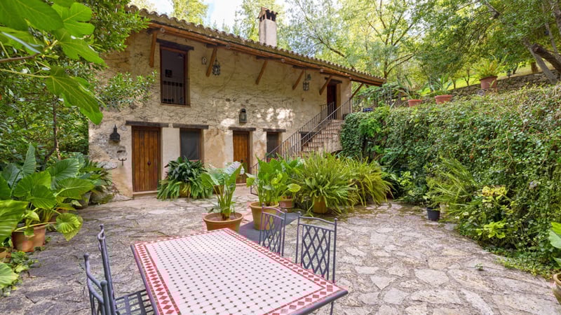 House in Benamahoma - view 1