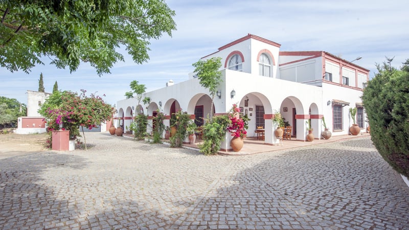 House in Alcala de Guadaira - view 1