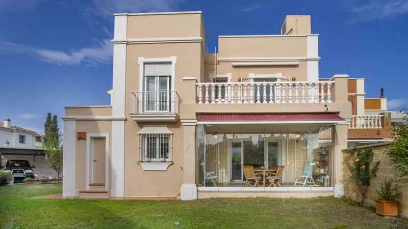 House in San Pedro de Alcantara - view 1