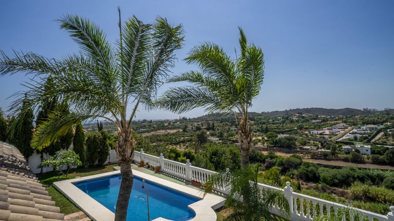 House in Atalaya Isdabe - view 1