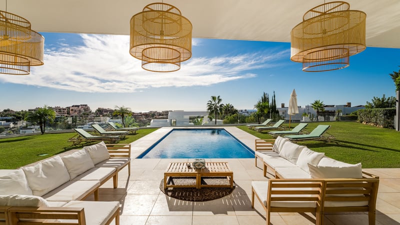 House in Benahavis - view 1