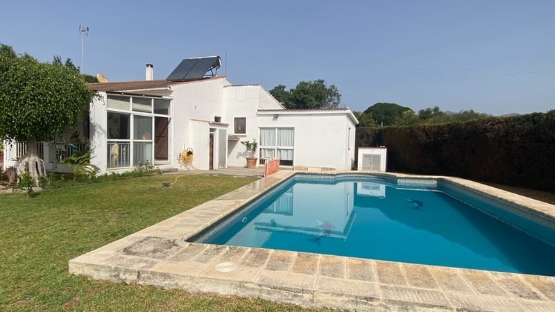 House in Estepona - view 1