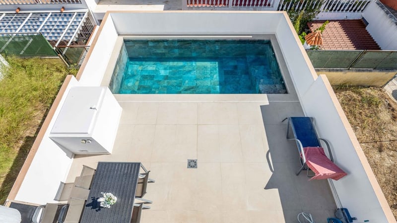 House in Chiclana de la Frontera - view 1