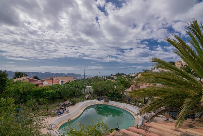 Villa in La Nucia - view 1