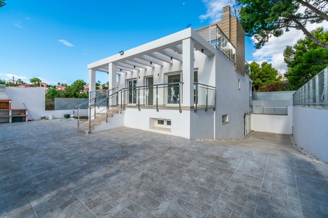 Villa in la Nucia - view 1