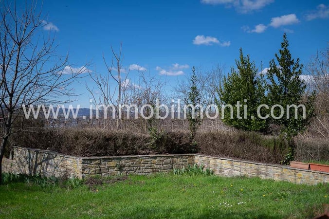 House in Ponti - view 1