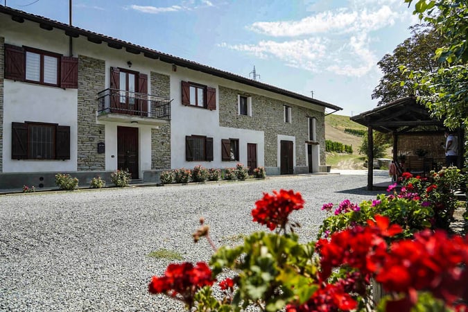 House in Calamandrana - view 1