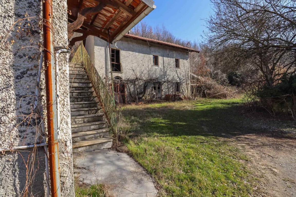 House in Bistagno - Image 3