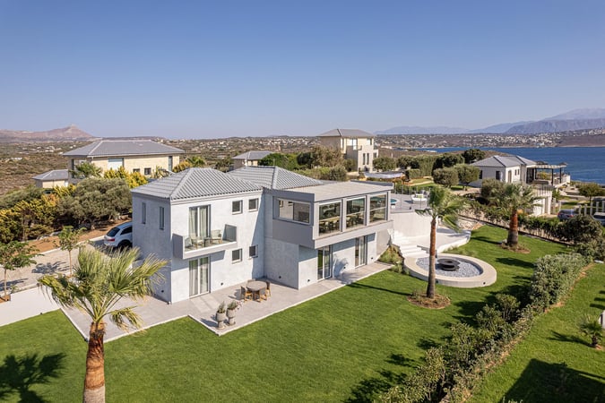 House in Chorafakia - view 1