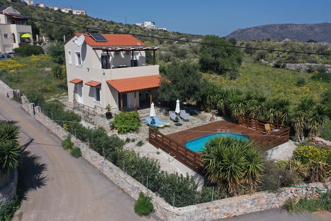 House in Kefalas - view 1