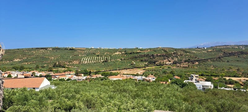 House in Spilia - view 1