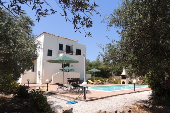 House in Xirosternion - view 1