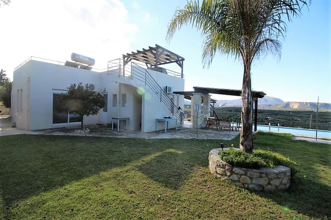 House in Kalyves - view 1