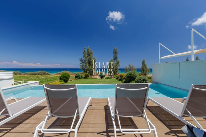 House in Paralimni - view 1