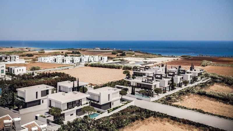 House in Paralimni - view 1