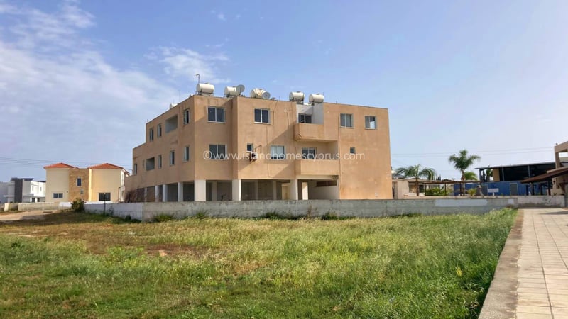 House in Paralimni - view 1