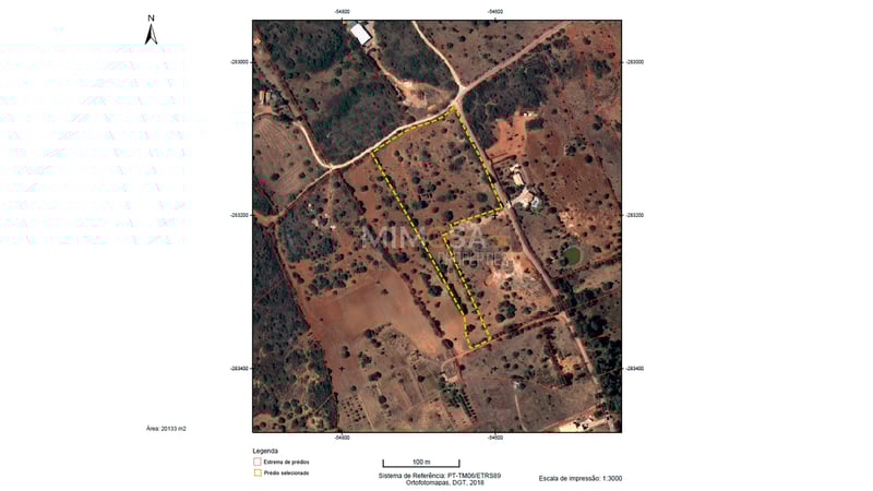 House in Espiche - view 1