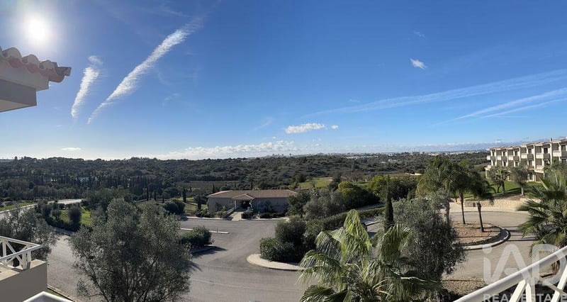 Apartment in Estombar - view 1