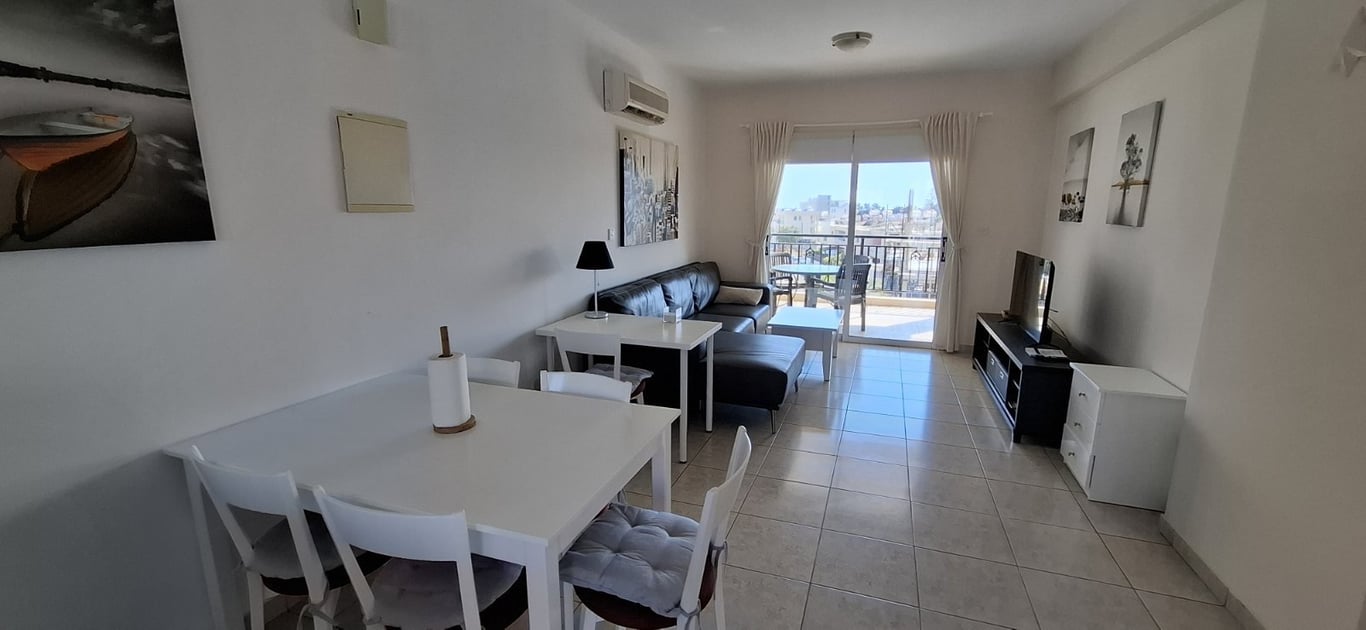 Apartment in Pafos - Image 3
