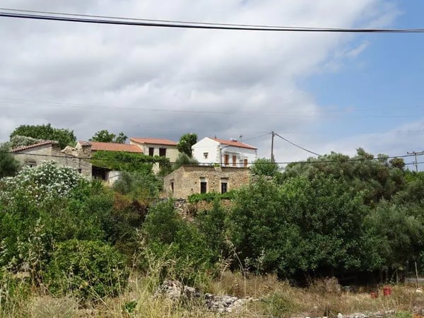 Land in Tsivaras - view 1