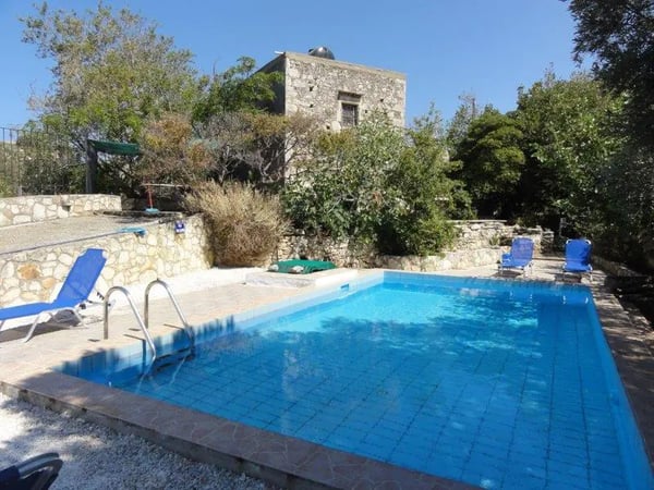 House in Aptera - view 1