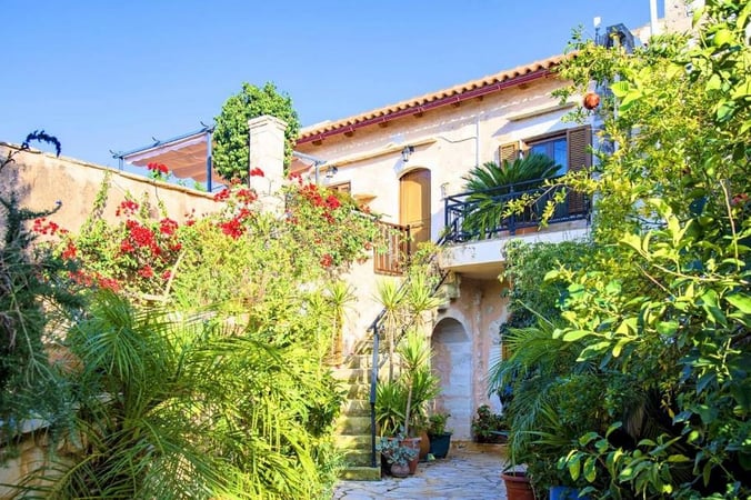 House in Gavalochori - view 1