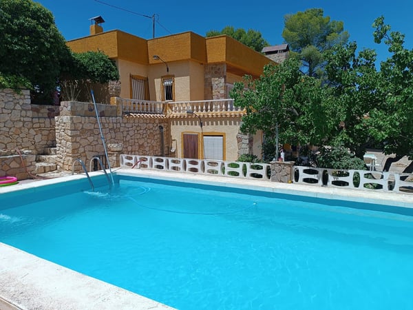 Villa in Yecla - view 1