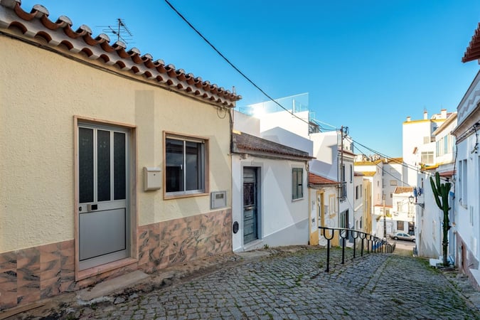 Villa in Lagos - view 1