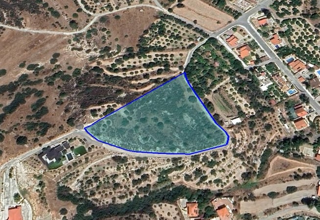 House in Akrounta - view 1